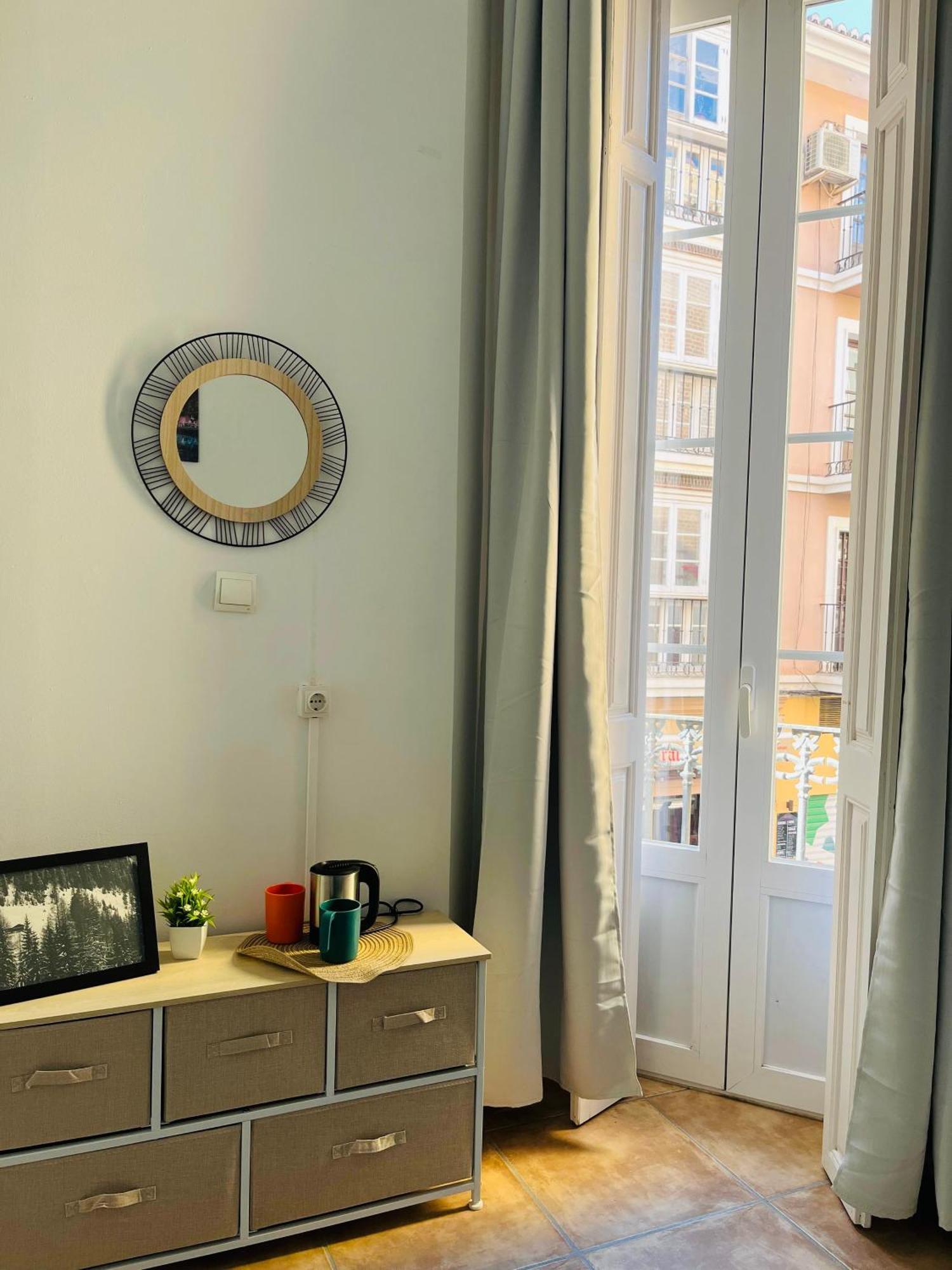 Malak-Rooms Malaga Exterior photo